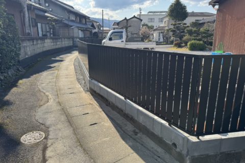 現場　目隠しフェンス工事3